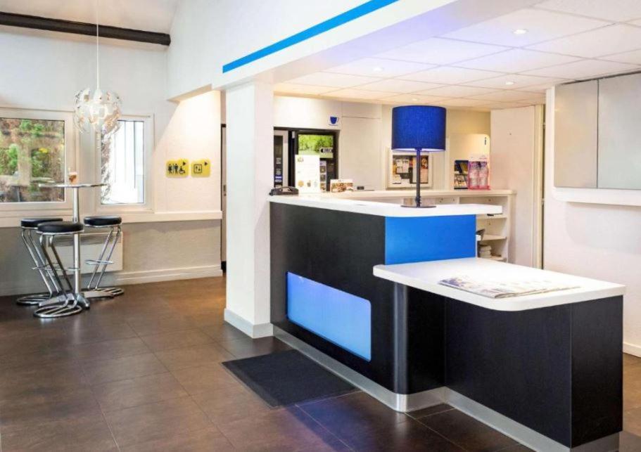 Hotel Ibis Budget Nantes Ouest Atlantis Coueron ภายนอก รูปภาพ