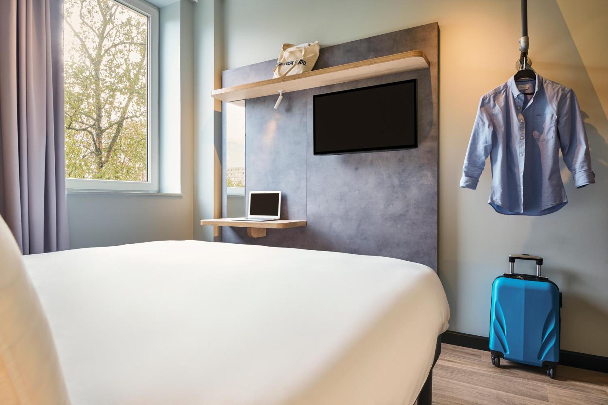 Hotel Ibis Budget Nantes Ouest Atlantis Coueron ภายนอก รูปภาพ