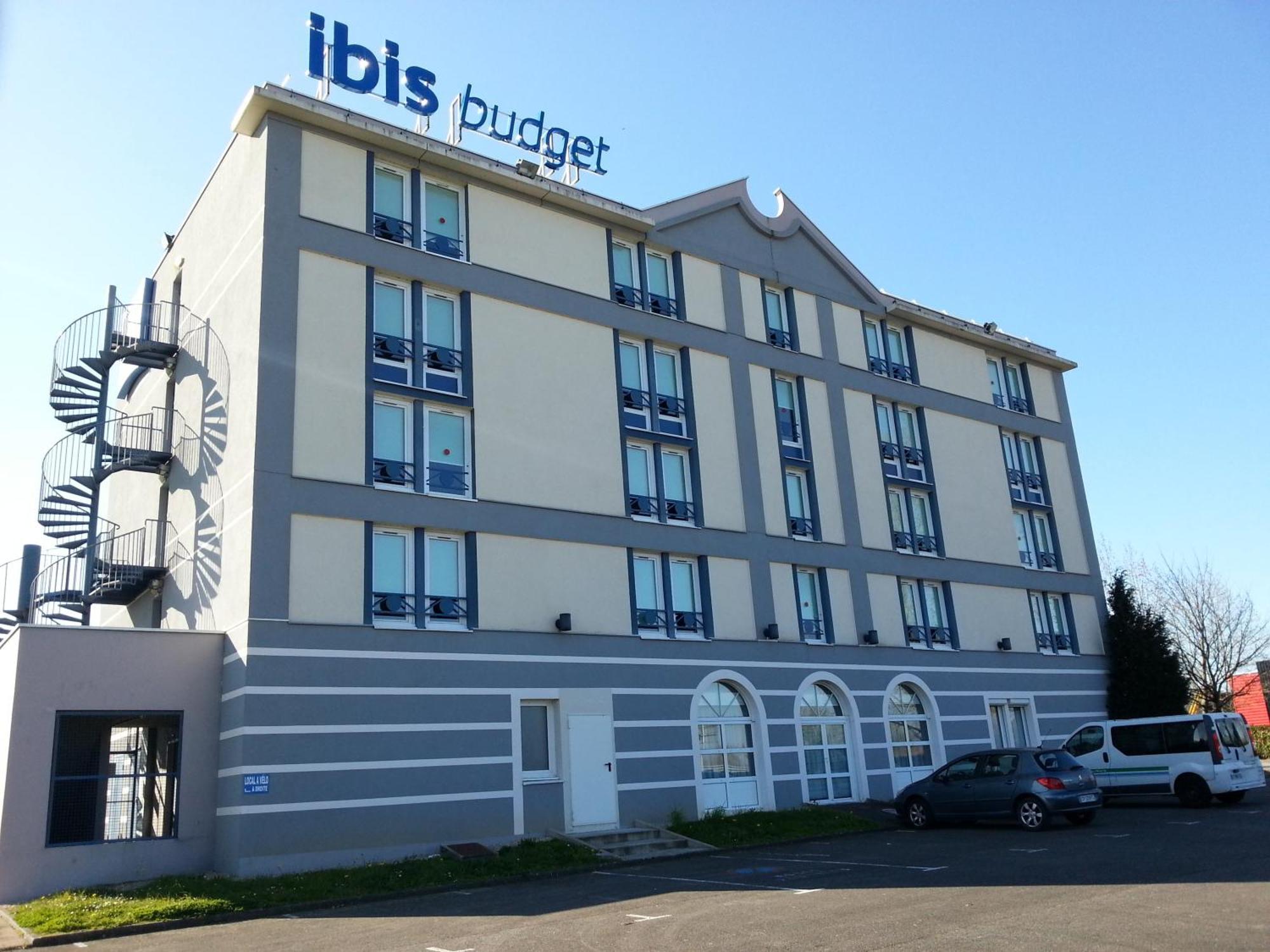Hotel Ibis Budget Nantes Ouest Atlantis Coueron ภายนอก รูปภาพ