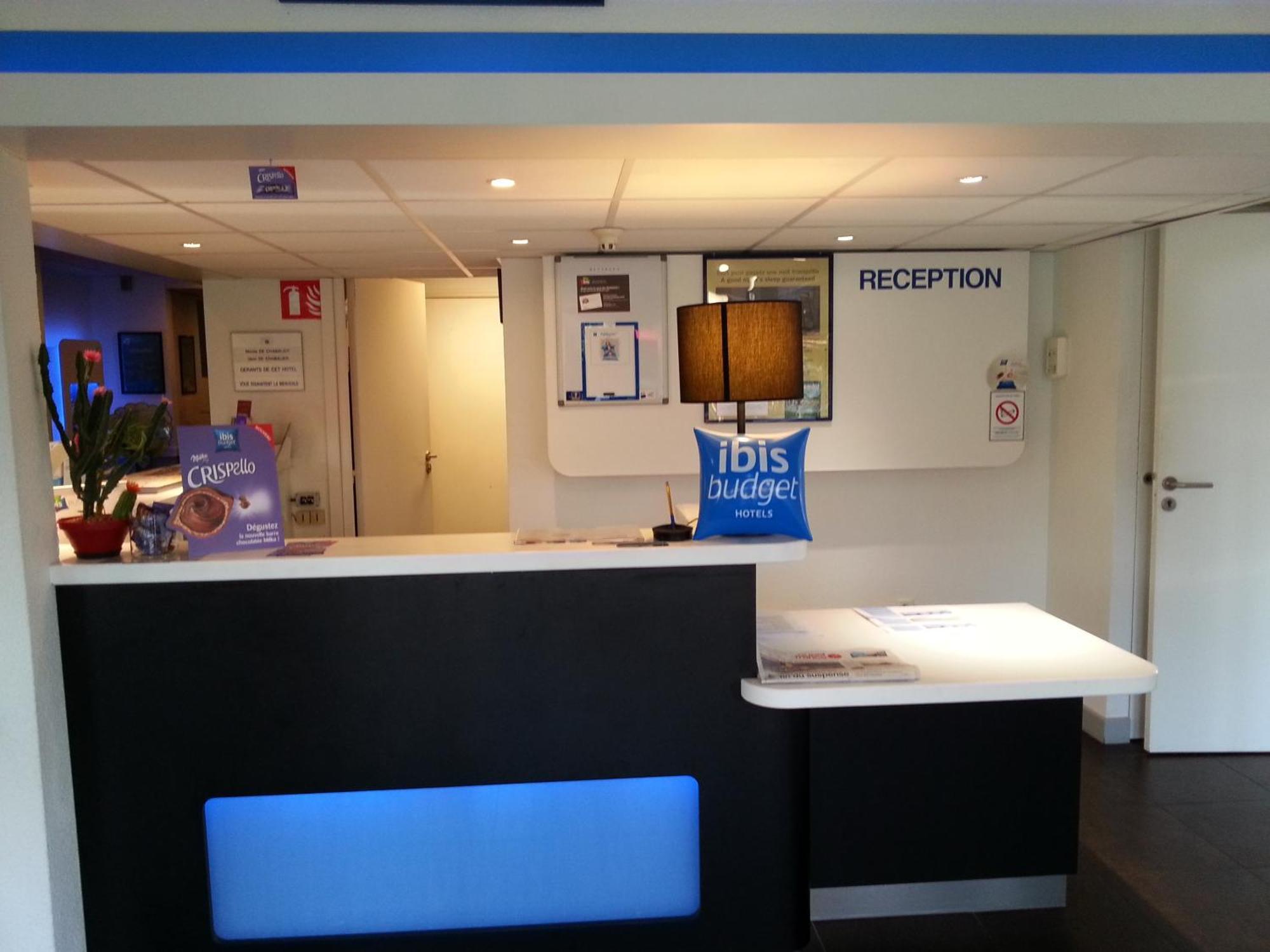 Hotel Ibis Budget Nantes Ouest Atlantis Coueron ภายนอก รูปภาพ