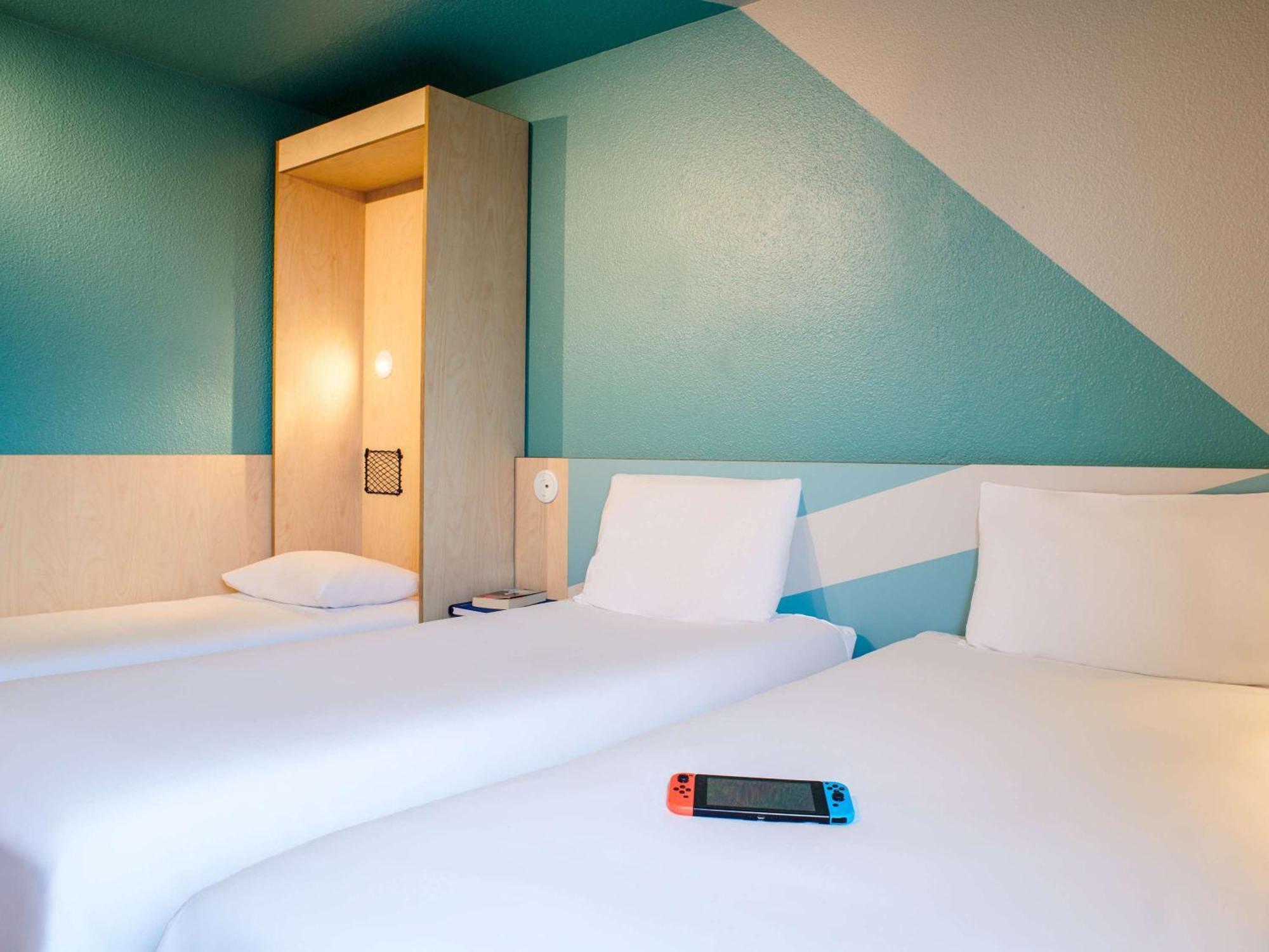 Hotel Ibis Budget Nantes Ouest Atlantis Coueron ภายนอก รูปภาพ